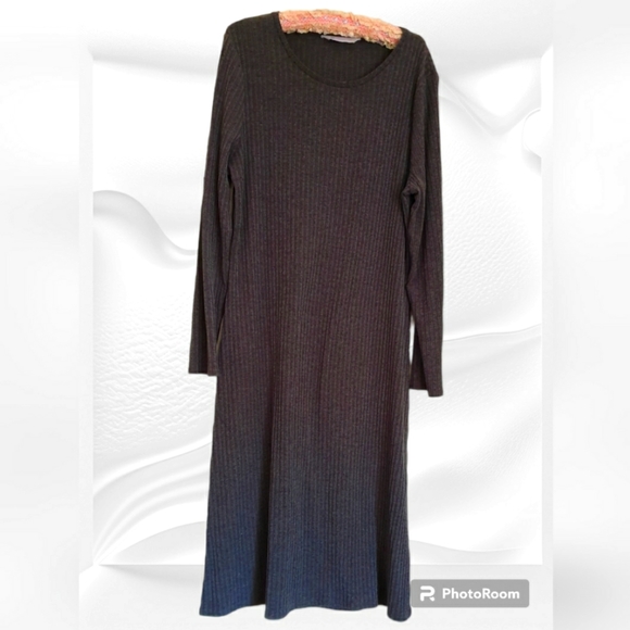 B collection Dresses & Skirts - Mid length ribbed dress sz xl